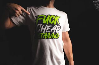 Футболка FuckCheapDetailing зел./Team2  Detailers Of Russia - муж., белая (тепл.оттенок), S